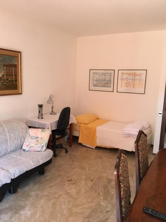 Appartamento Per Brevi Periodi "Teodolinda" แบร์กาโม ภายนอก รูปภาพ